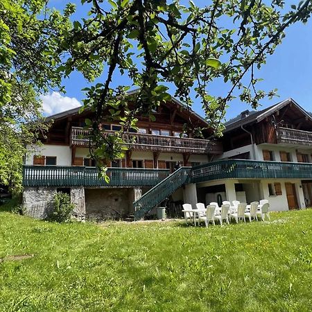 La Ferme Du Chateau Abondance Eksteriør bilde